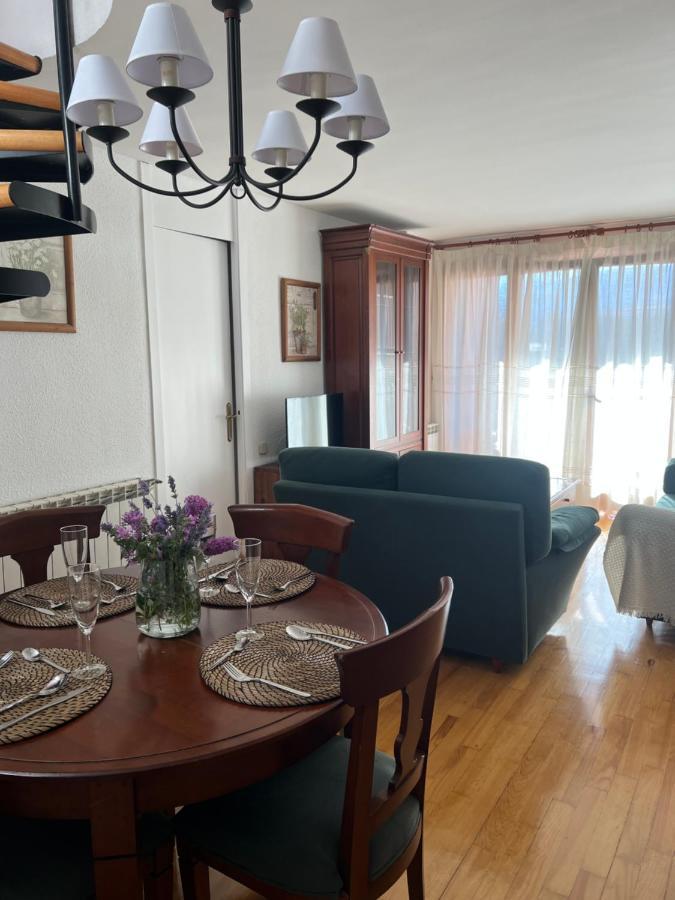 Precioso Duplex En Puigcerda Con Plaza De Parking Apartment Bagian luar foto